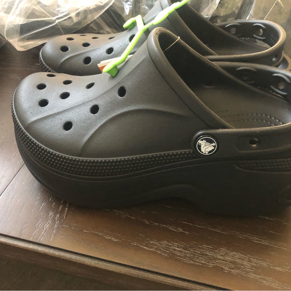 CROCS new Black Platform Clogs Unisex
W9m7 - Picture 8 of 9